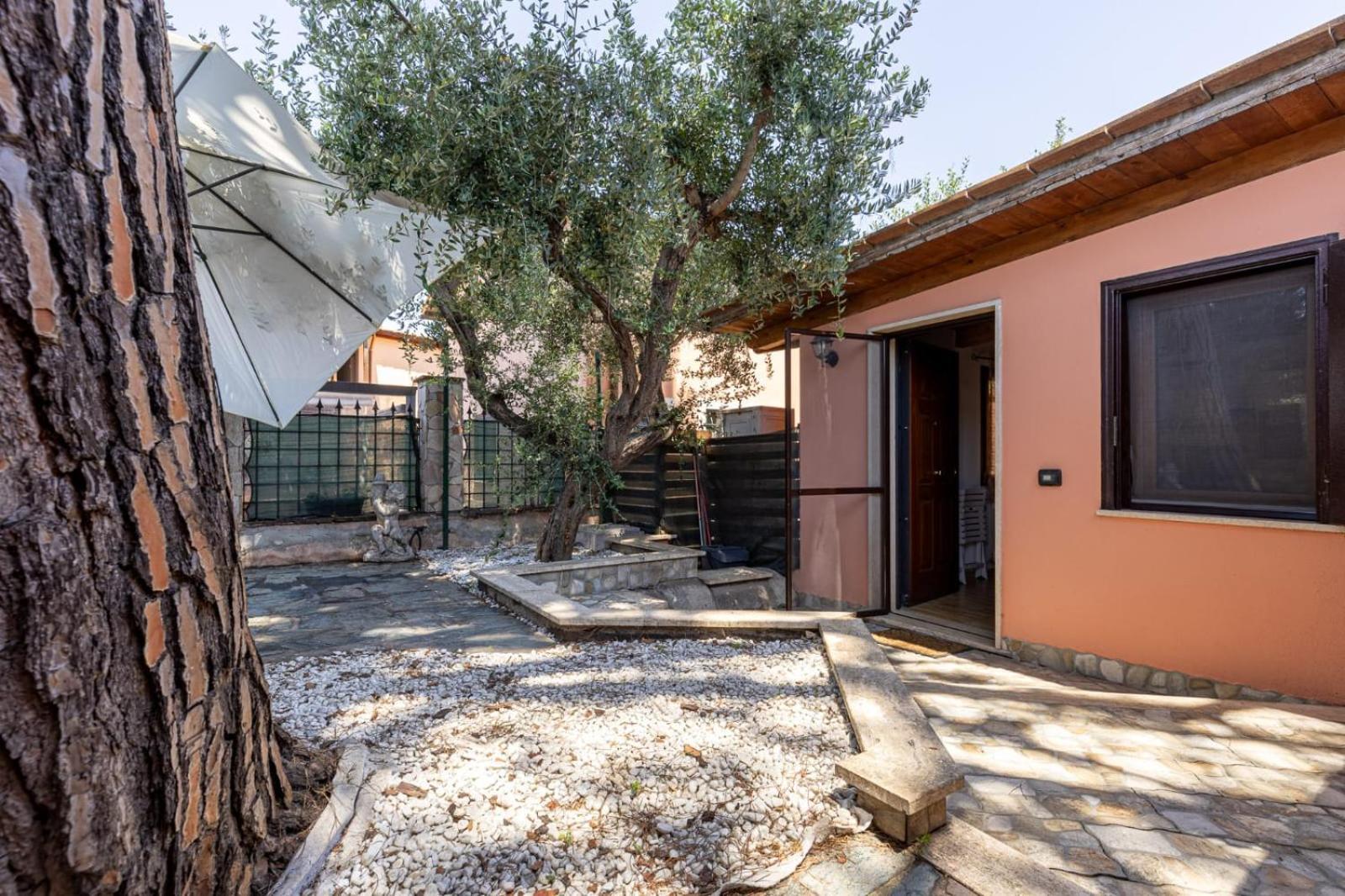 פיומיצ'ינו Sunrise Home מראה חיצוני תמונה